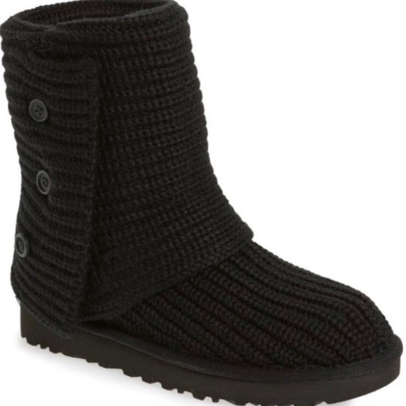 knit Ugg Boots - Picture 1 of 6